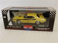 ERTL 1971 DODGE CHALLENGER R/T MODEL CAR / BOX
