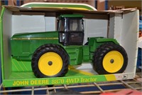 John Deere 8870 4WD tractor 1/16 scale