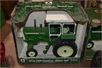 Oliver 1655 tractor with Henniker cab ERTL 1/16th