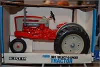 Ford 981 select-o- speed tractor ERTL 1/16th scale