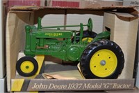 John Deere 1937 model G tractor 1/16 scale
