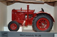 W-30 tractor McCormick-Deering 1/16 scale