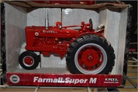 McCormick Farmall Super M ERTL 1/16th scale