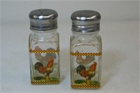Rooster S & P shakers