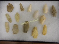 lot of 14 arrowheads and points from estate living