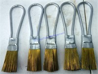 Five brass bristle cleaning brushes 5 1/4 total he