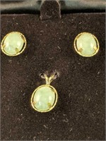 14k Gold Jade Earrings And Pendant
