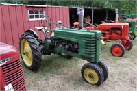 1946 John Deere H Tractor with manual