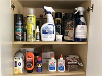 2x Shelves of home supplies, cleaning and more