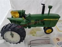 Danbury Mint John Deere 4010 DSL Tractor Clock