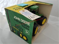 Ertl 1/16th John Deere 8640 4WD Tractor w/ 50