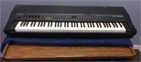 Rolalnd Digital Piano Rd-250s- With Desk
