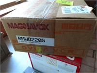 Maganovox DVD & VCR-NIB