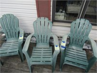 3 Plastic Outdoor Lawn Chairs