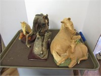 3 Horse Plaques, 2 Horse Heads