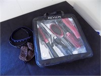 Revelon Hair Set Nevr Used + 4 Hair Bands