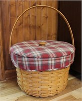 LONGABERGER - HAND WOVEN BASKET - 13" ROUND WITH
