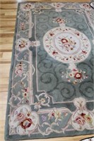 5' X 8' WOOL CHINESE MEDALLION RUG - GREEN