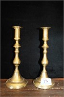 GROUPING: HOLIDAY DECORATIONS: BRASS CANDLE