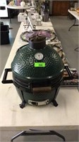 Small Green Egg Grill with Stand