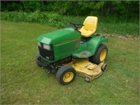 John Deere 455 Diesel Lawn Tractor
