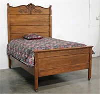 Circa 1900 Tall Oak Full Size Bed