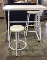 Portable Table with 2 Stools