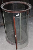 CYLINDRICAL GLASS DISPLAY CASE, NO TOP
