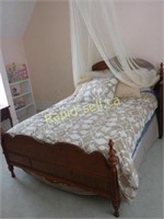 Bed With Canopy