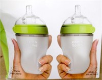 2 Comotomo Baby Bottles Medium Flow w/ 2 Holes