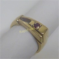 10 Kt. Ladies Ring