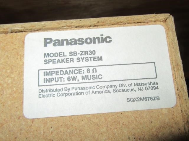 Pair of Panasonic model SB-ZR30 floor speakers. | Rowley Auctions