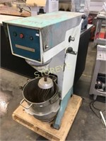 Bear Dough Mixer - unknown size & power - as is