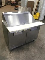 True 4' Refrigerated Sandwich Table