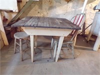 WOODEN TABLE W/ SPINDLEBACK CHAIR & STOOL