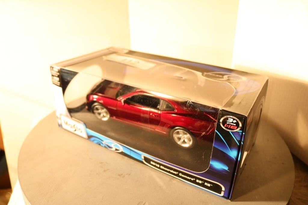 Pro Stock Die Cast 1:18 Cars Chevy Plymouth and more