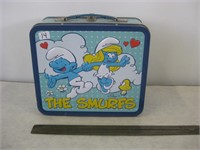 Vintage Metal Smurf Lunch Box
