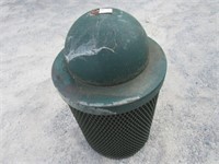 Metal Trash Can with Lid-