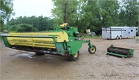 John Deere 830 Self-Propelled Windrower