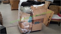 Large Pallet of Household Items