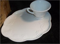 HARVEST MILK GLASS PLACE SETTING OF 4