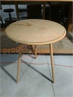 Accent table with glass top