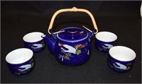 Japanese Ceramic Tea Pot & Cups Cranes on Cobalt