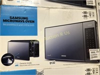 SAMSUNG $250 RETAIL MICROWAVE OVEN