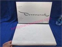damask white linen tablecloth 66x86 & napkins