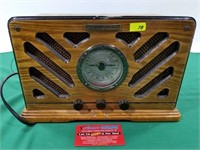 AM/FM Radio