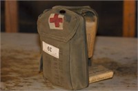 U.S. ARMY FIRST AID BAG (KOREAN WAR ERA)
