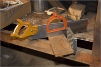 MITER BOX WITH SAW