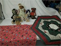 Boyds Bear collection with blankets