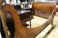 19th CENTURY FRENCH FULL SIZE SLEIGH BED